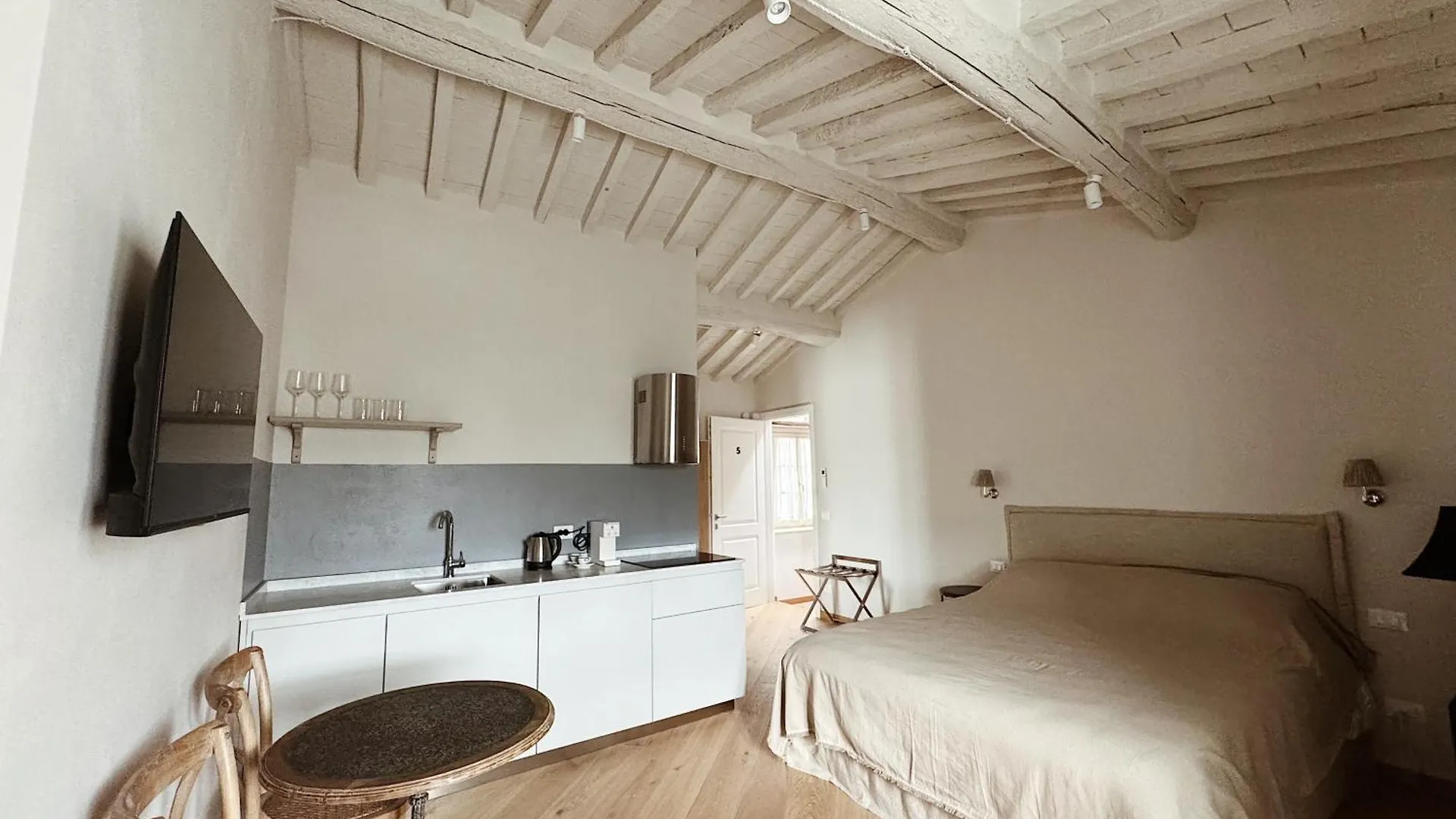 Villa Sofia Querceta Guest house